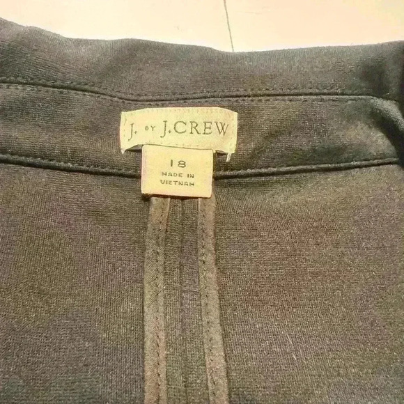 J by JCREW BLACK STRETCH BLAZER- Size 18 - Picture 3 of 8